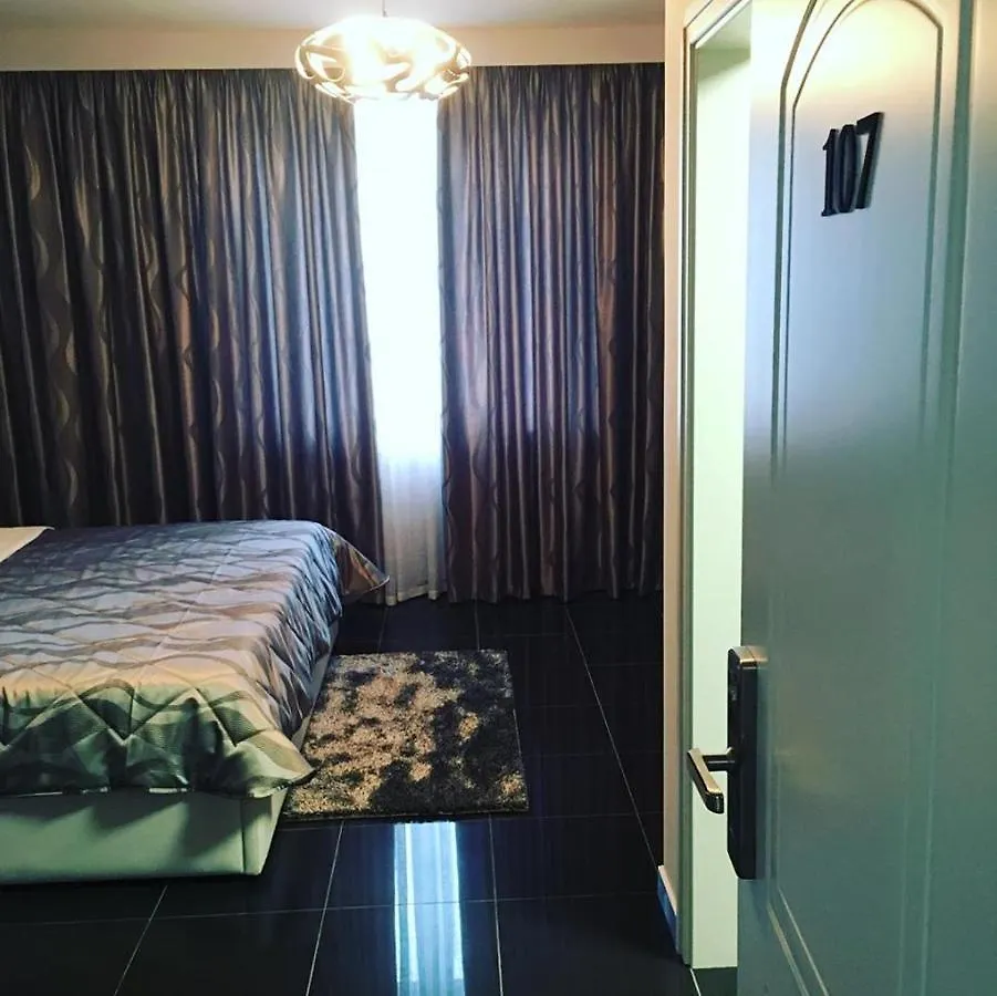Hotel Ascua Vaqarr