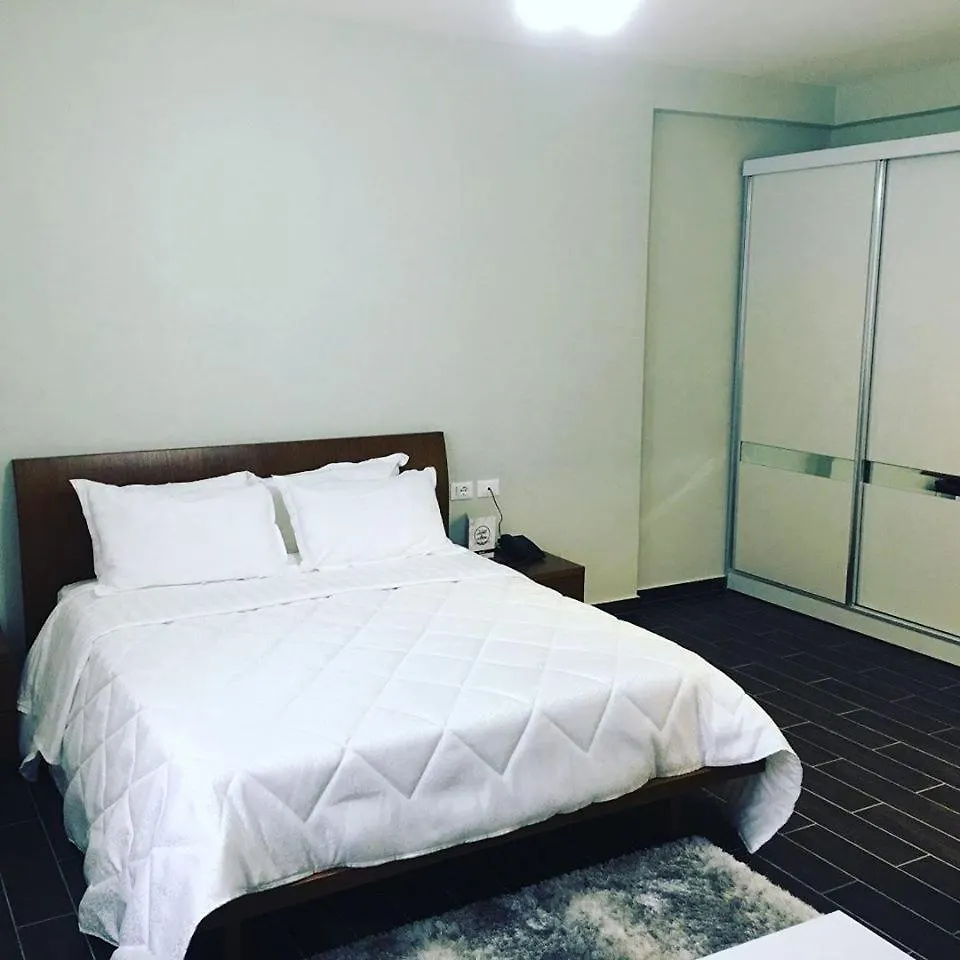 ***  Hotel Ascua Vaqarr Albania